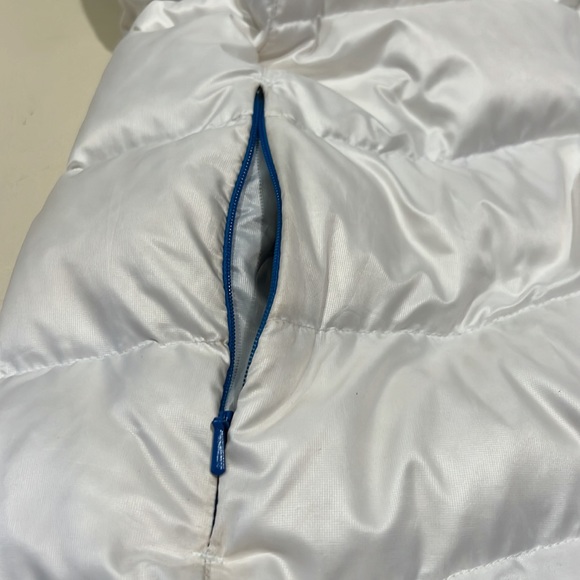 ❄️💟Descente Hooded Down White Parka Women’s size 14 Gently used, so cute! - Picture 4 of 11